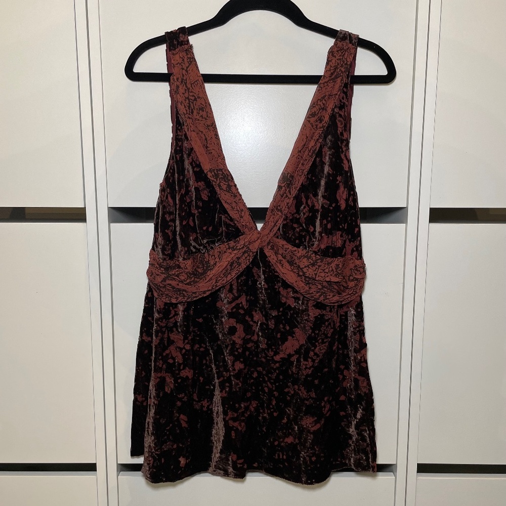 Top (Elie Tahari Red Velvet Vneck Blouse)